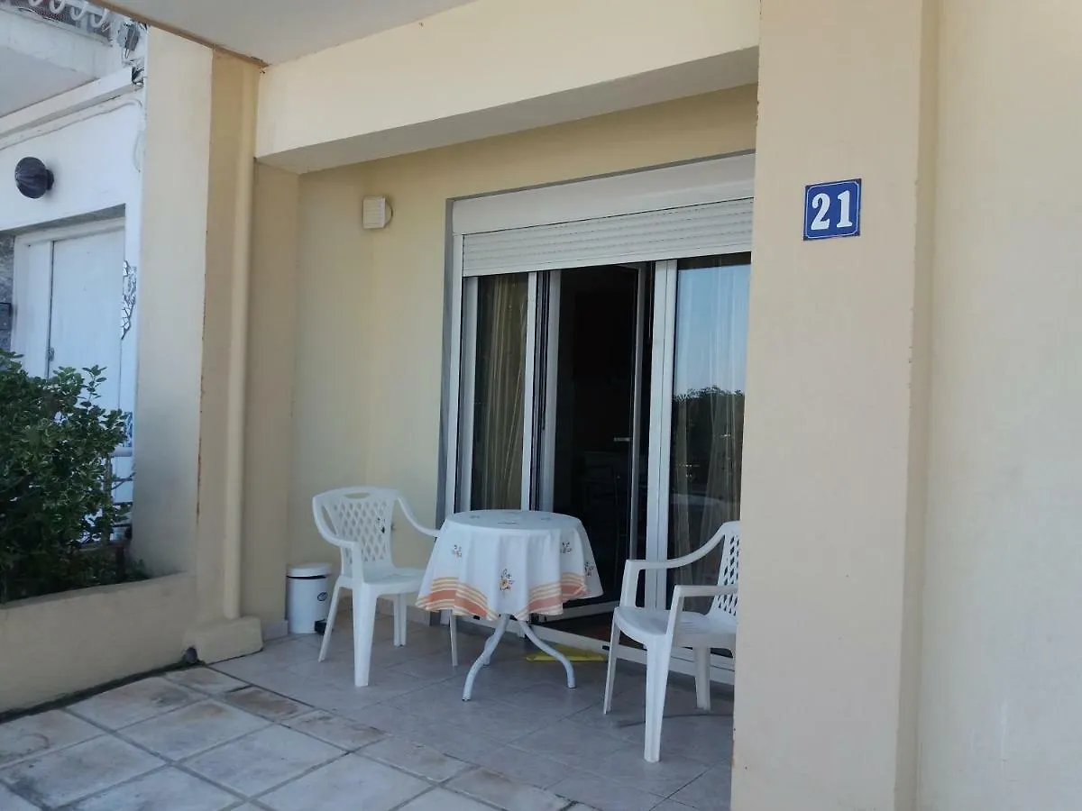 Jordan'S Neoi Epivates Appartment By The Beach Neo Epivates Apartment