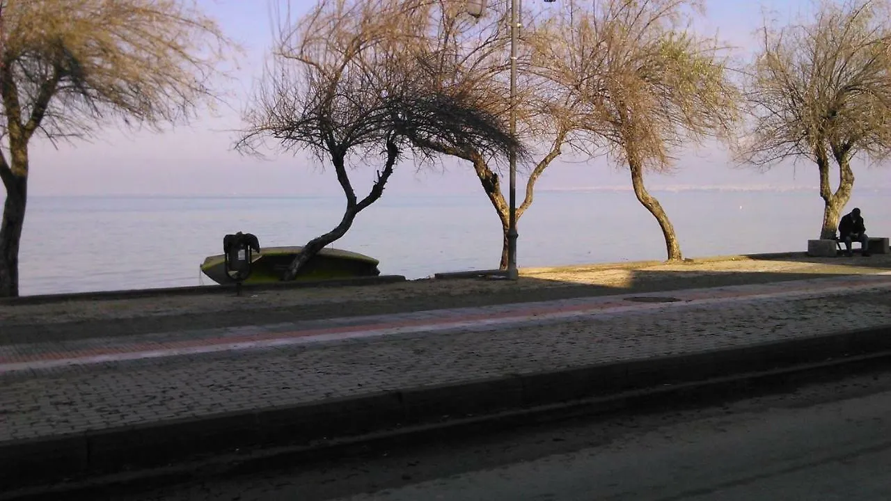 شقة Jordan'S Neoi Epivates Appartment By The Beach نيوي إيبيفاتاي اليونان